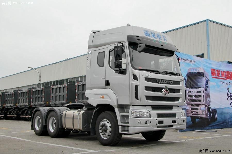 东风柳汽 霸龙m7 重卡 430马力 6×4 牵引车 lz4251qdca