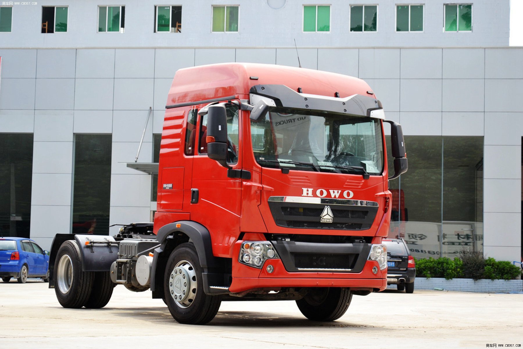 中国重汽 howo-t5g 重卡 340马力 4×2 牵引车 zz4187n361gd1