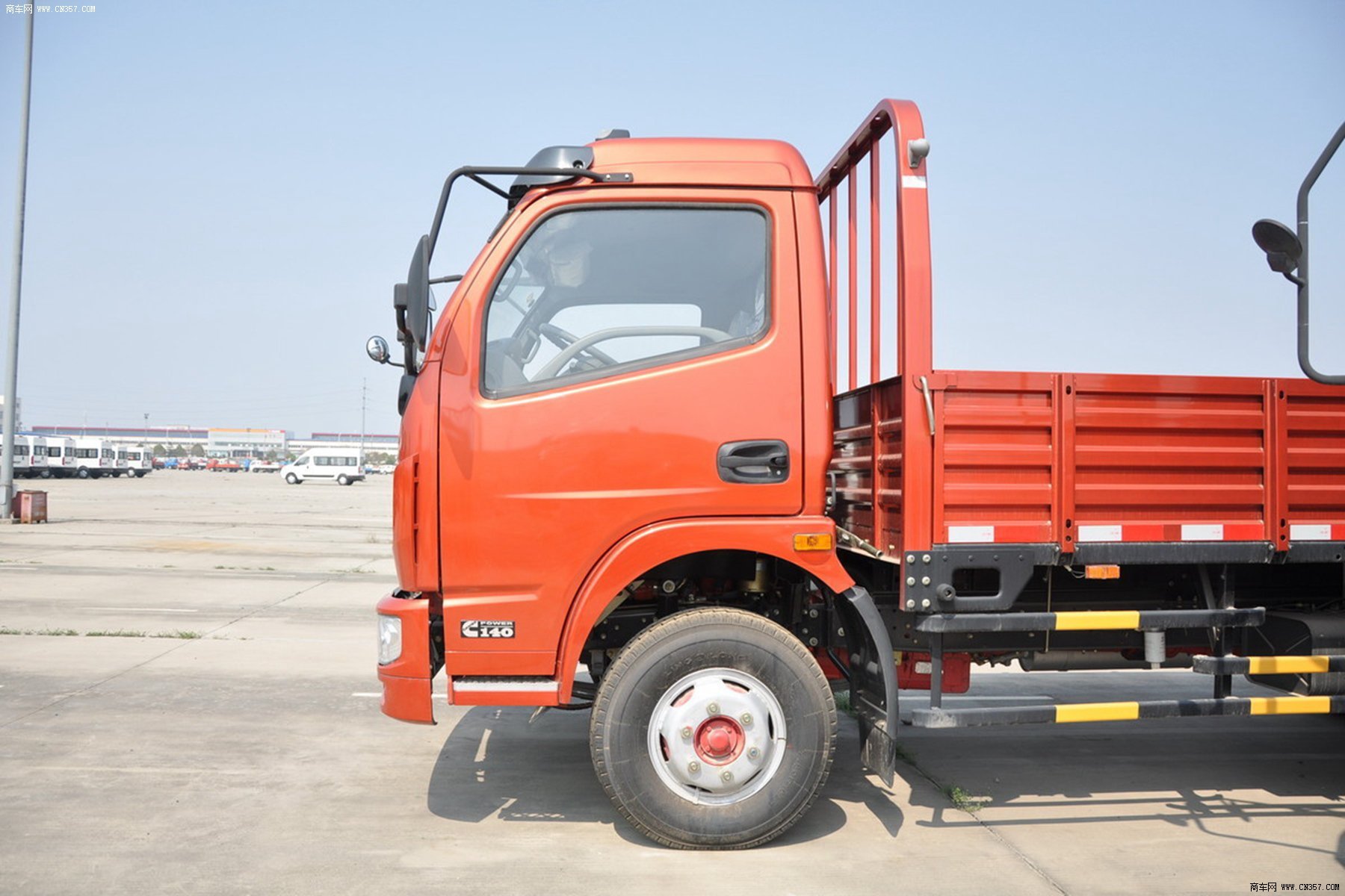 东风 凯普特c系列 125马力 栏板式 单排 轻卡 dfa1050l11d3