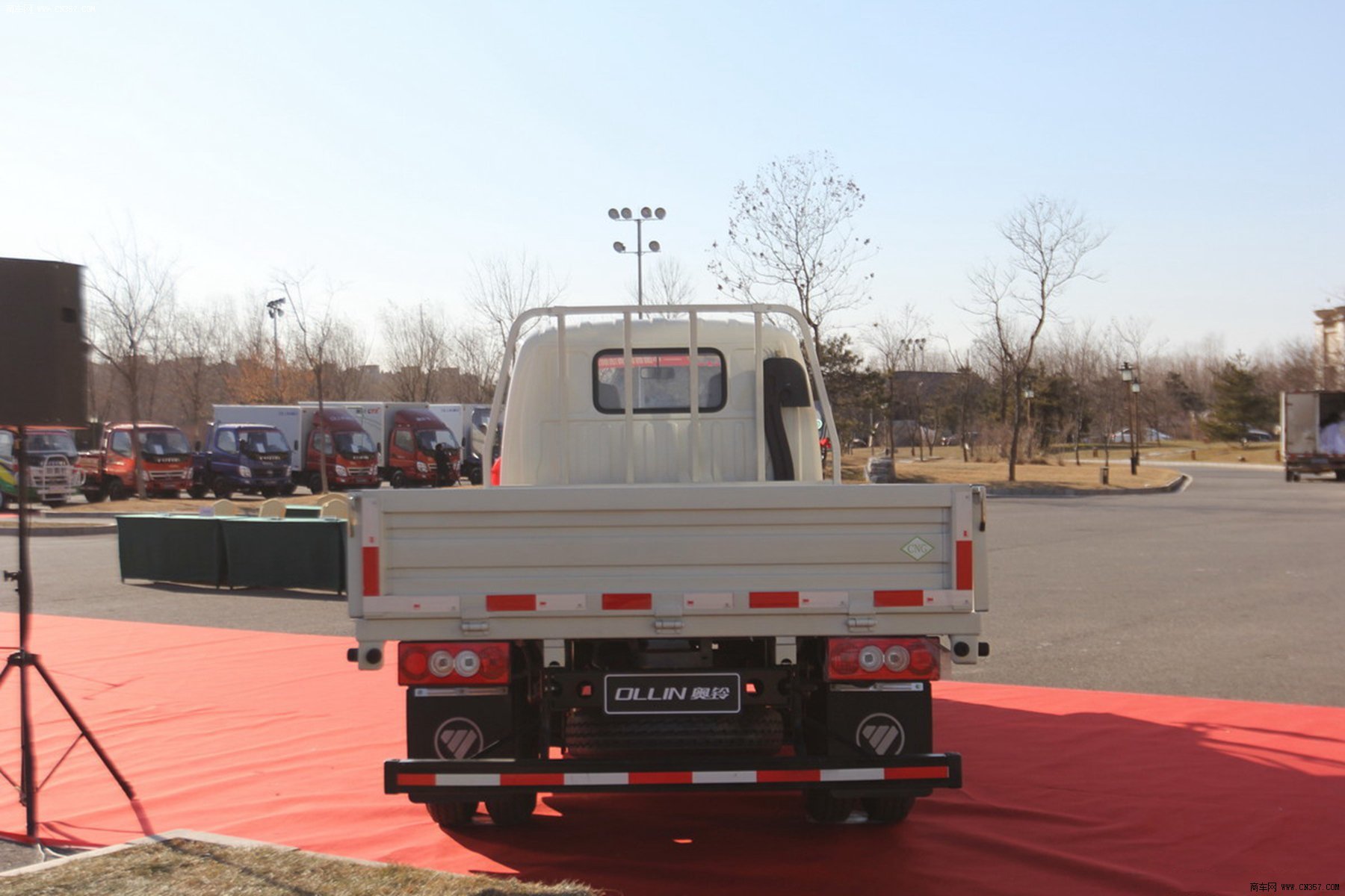 福田 奥铃tx 103马力 栏板式 单排 轻卡 bj1049v9jw6-aa