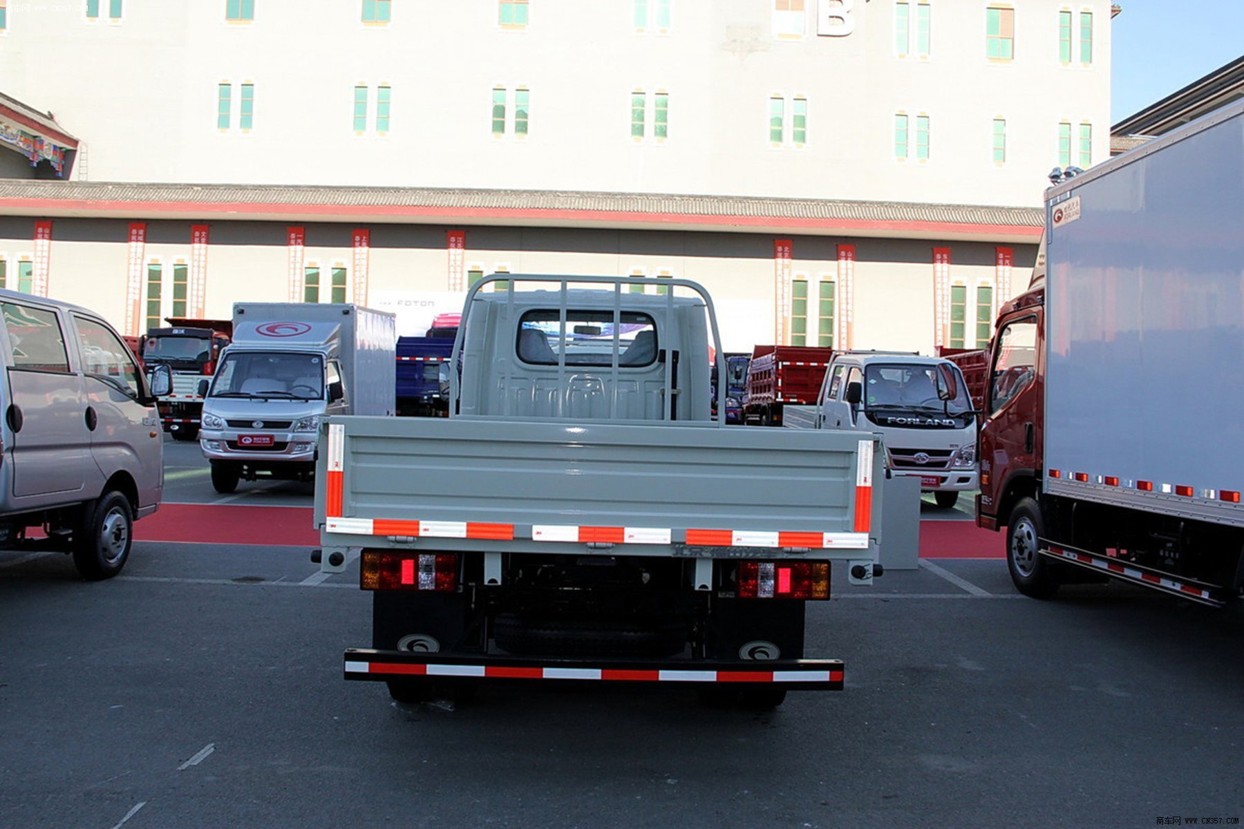 时代 康瑞h1 95马力 栏板式 单排 轻卡 bj1046v9jb5-b1