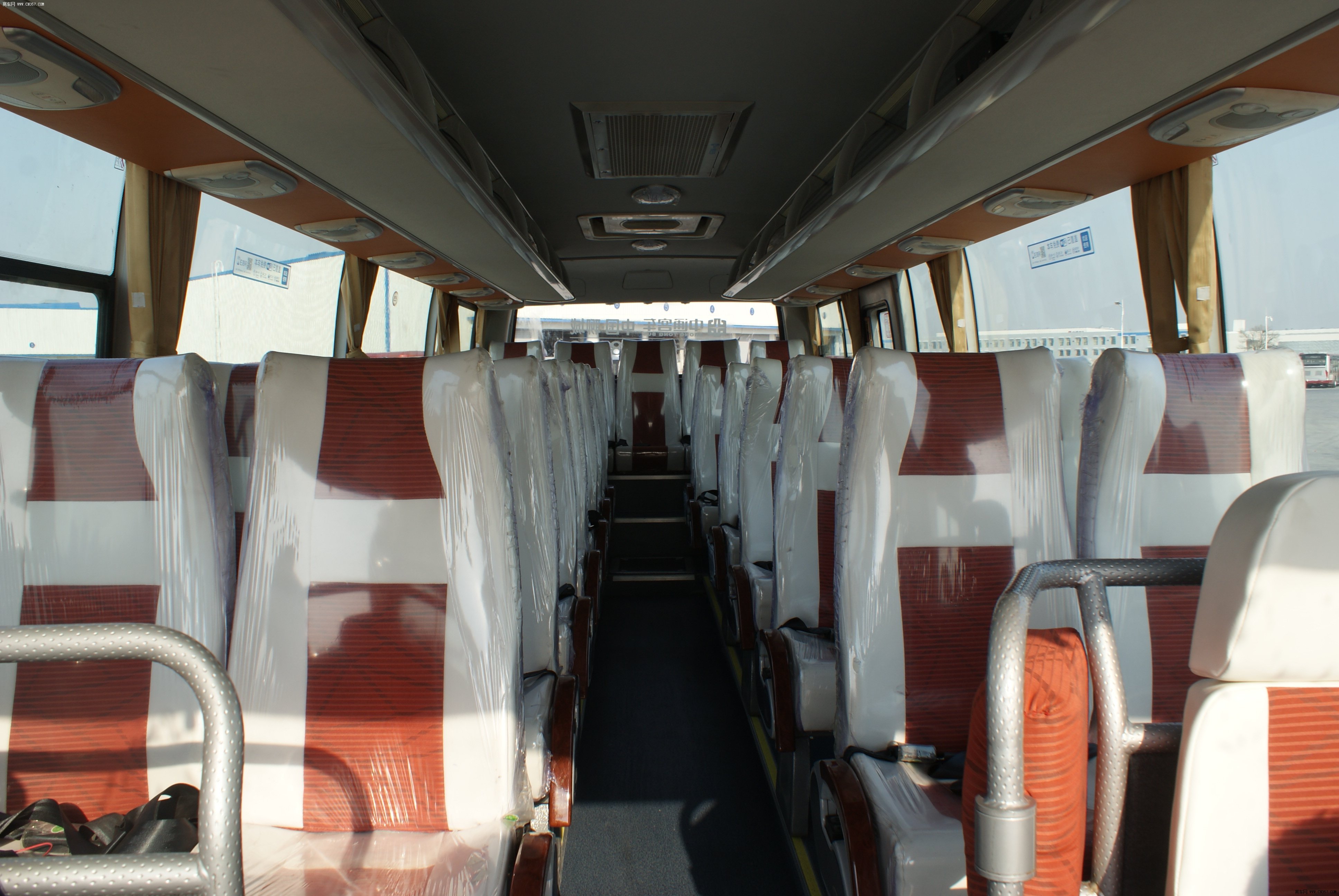 中通180马力 24-33人 公交客车 lck6769hd1