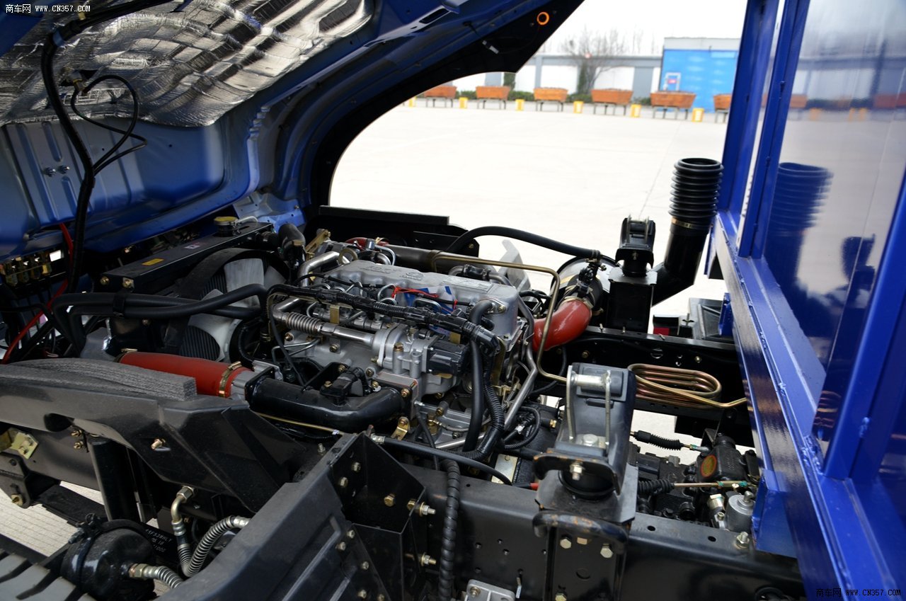 山东时风 风驰1800 轻卡 87马力 4×2 自卸车 ssf3042ddp53