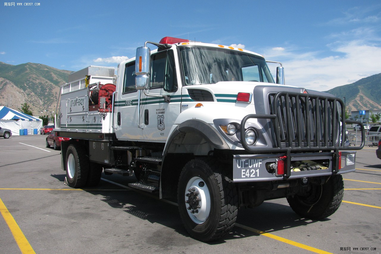 纳威司达万国重卡图片