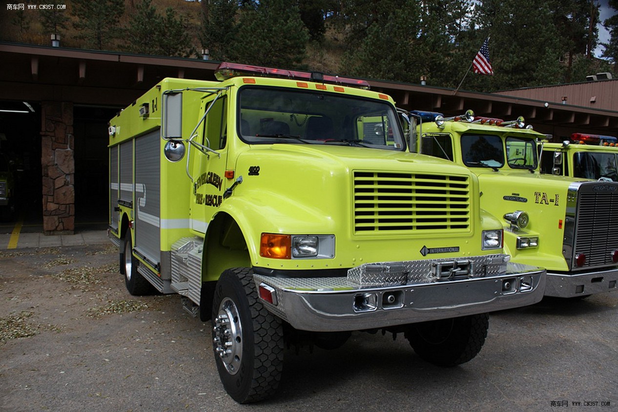 纳威司达万国重卡图片