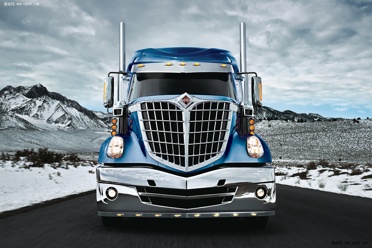 纳威司达万国重卡图片