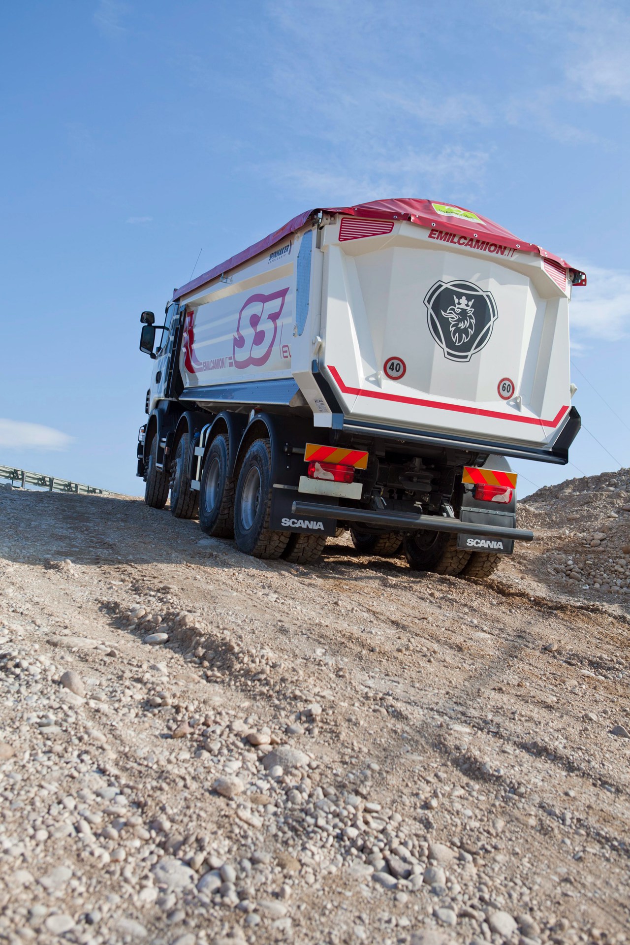 斯堪尼亚卡车g系列查看小图提示:支持键盘翻页 ←左右