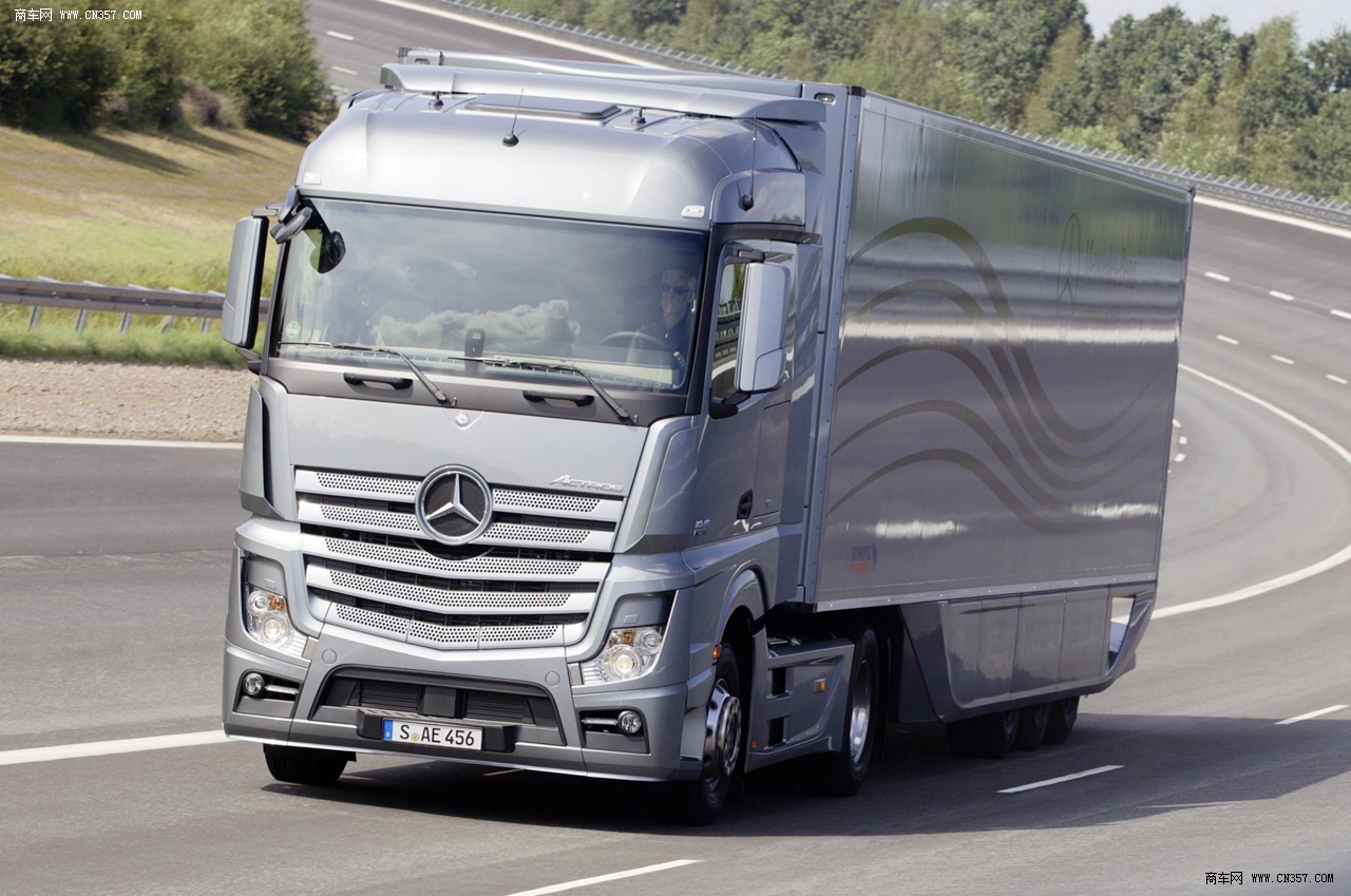奔驰 新actros 卡车