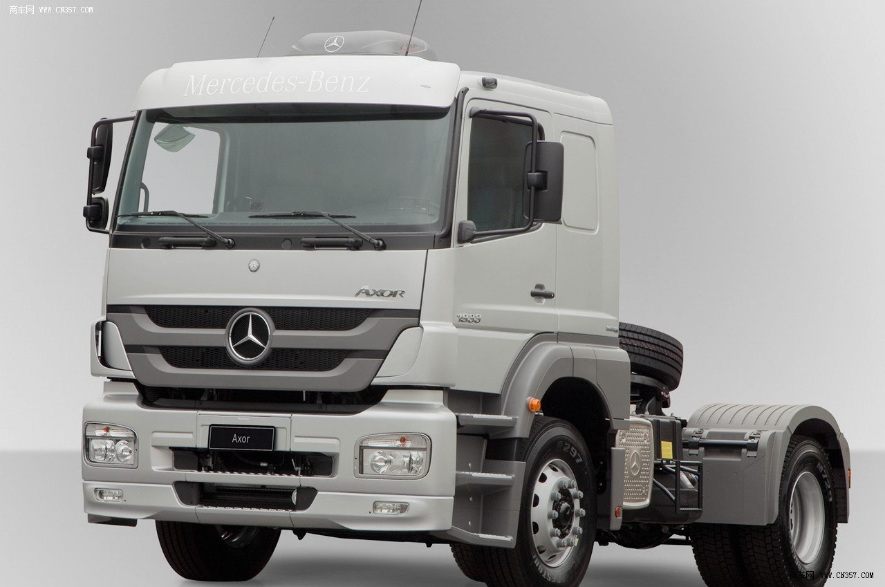 奔驰axor 卡车