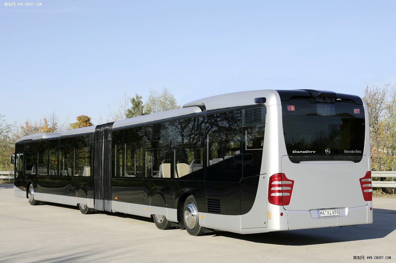 奔驰capacity 4轴铰接城市客车查看大图提示:支持键盘翻页 ←左右