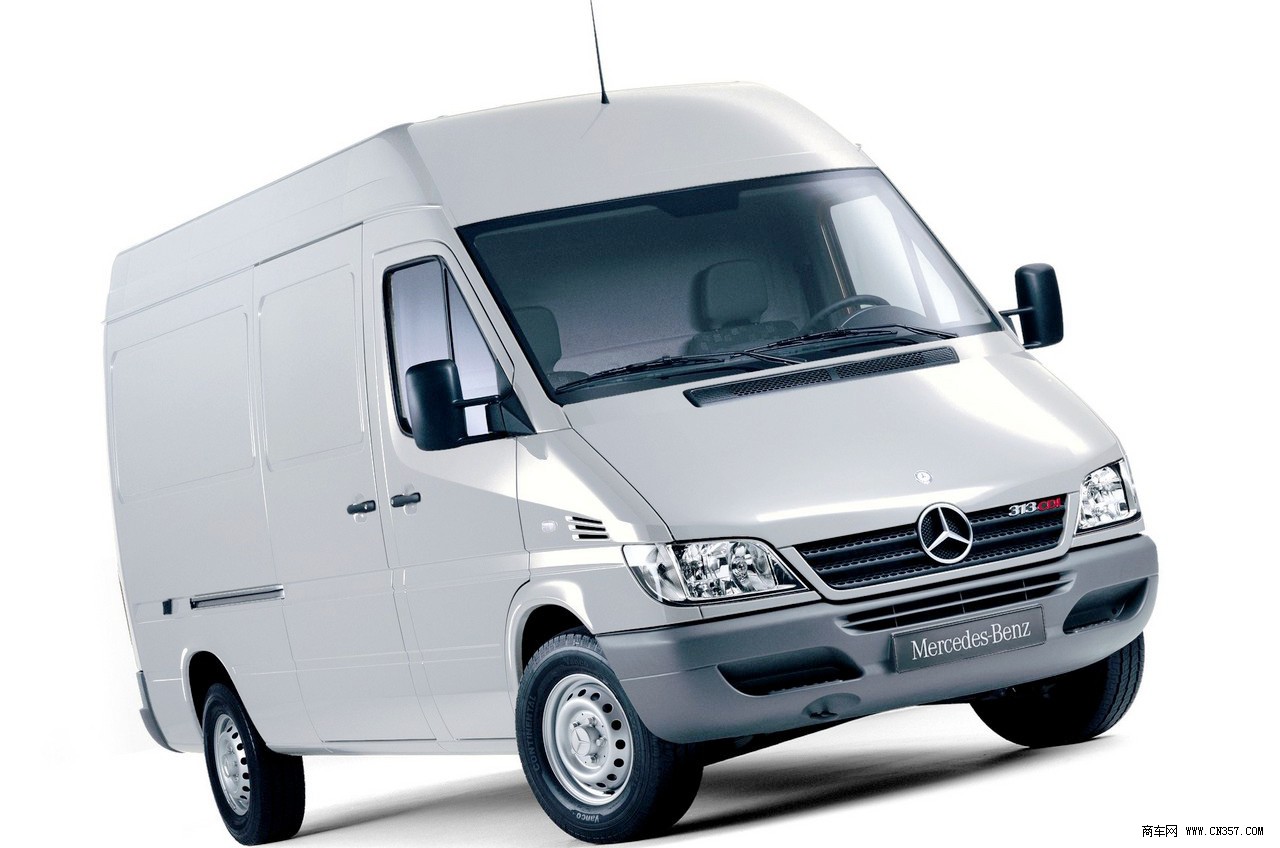 奔驰sprinter 厢式运输车