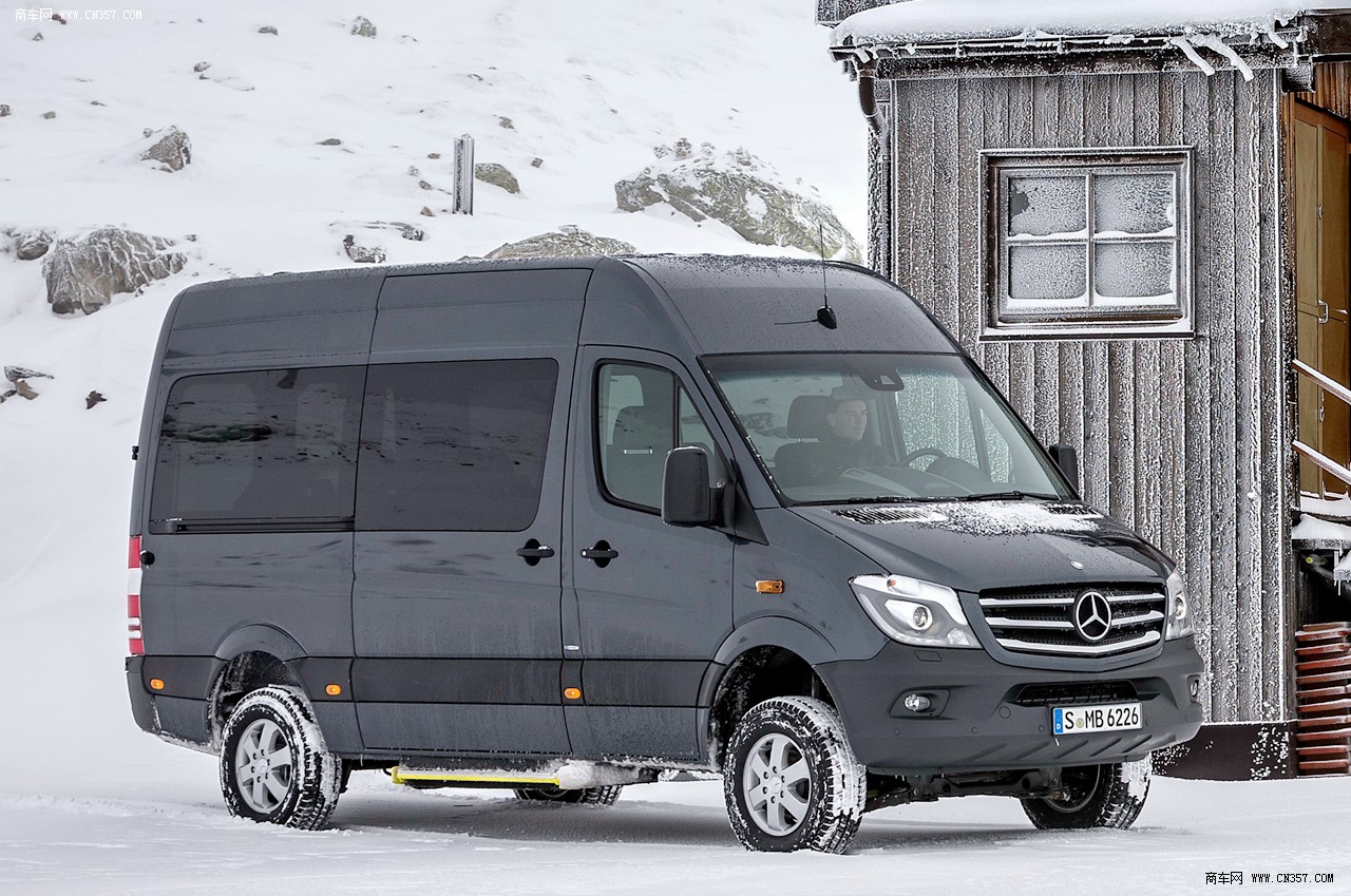 奔驰sprinter 厢式运输车