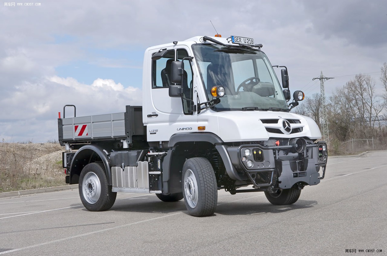 奔驰乌尼莫克unimog卡车