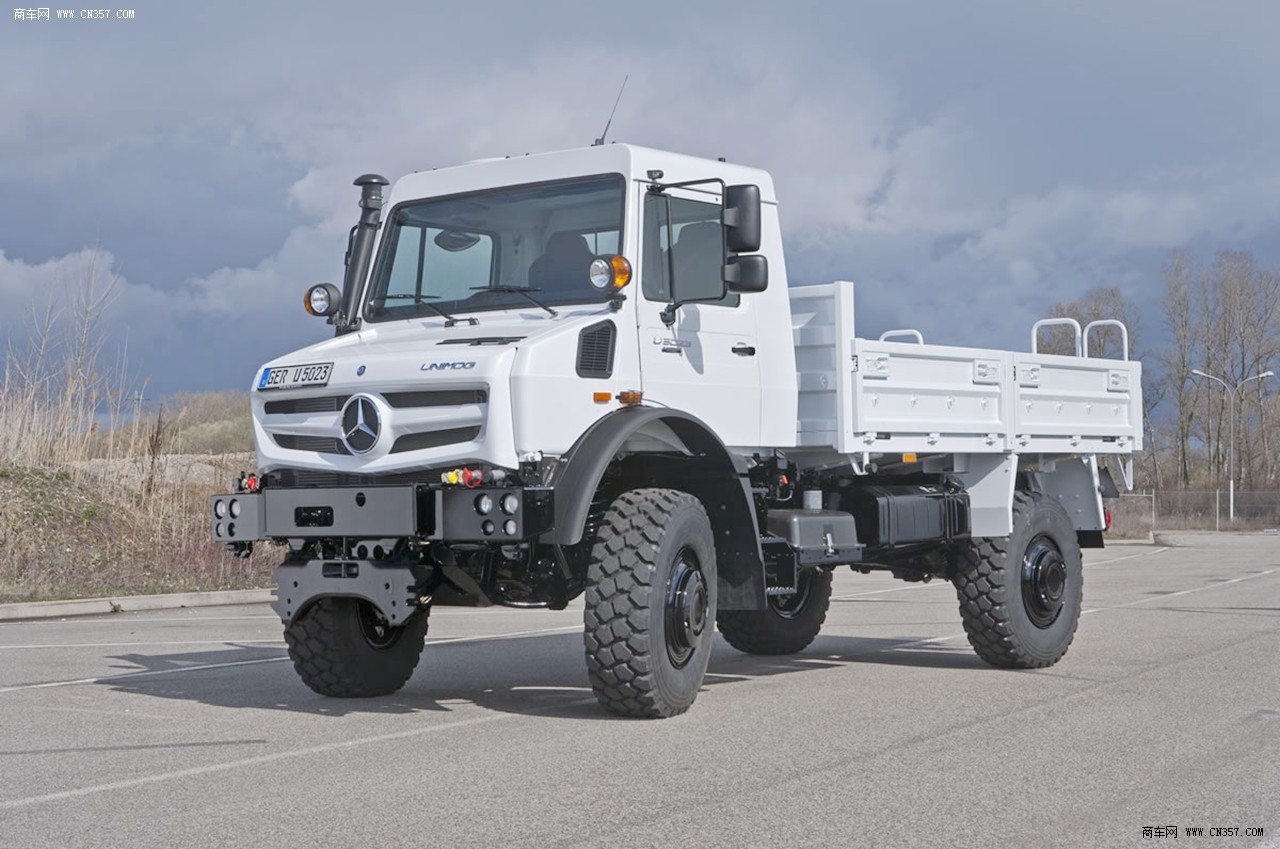 奔驰 乌尼莫克(unimog)卡车