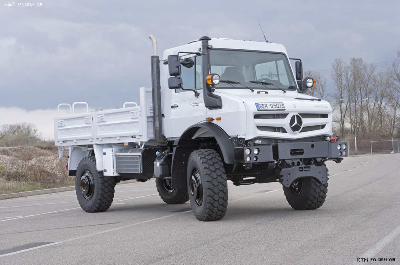 奔驰 乌尼莫克(unimog)卡车