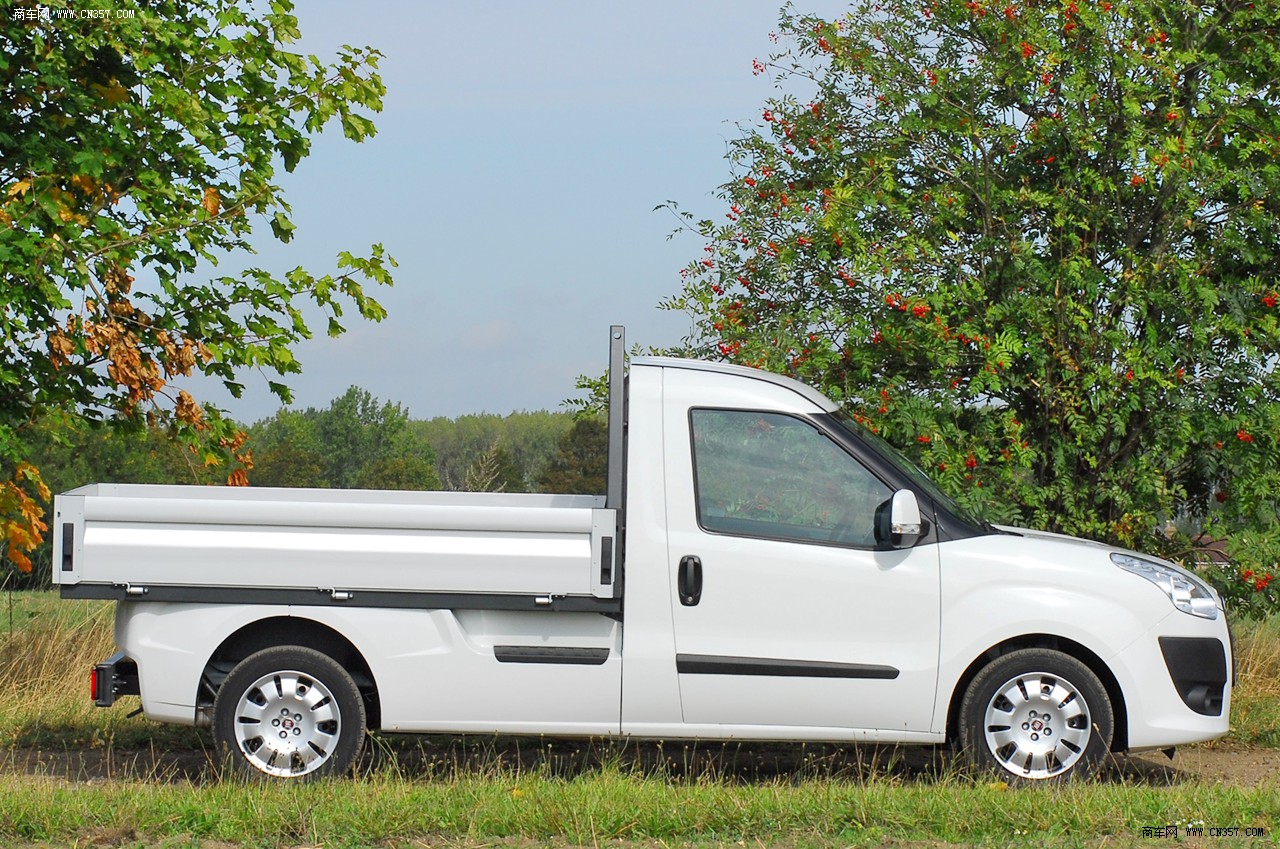 2011款菲亚特doblòworkup263轻卡