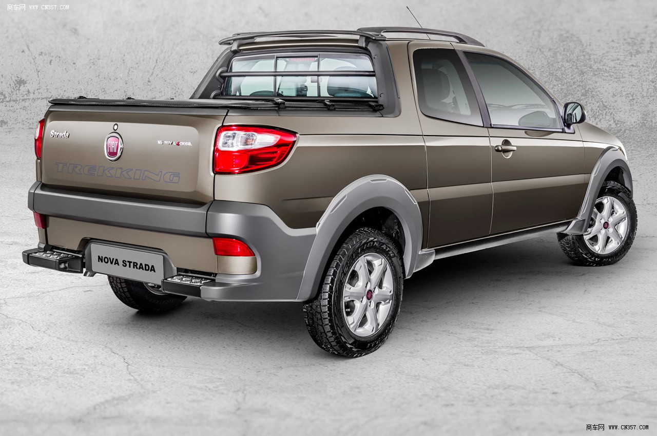 2013款菲亚特 strada trekking cd皮卡