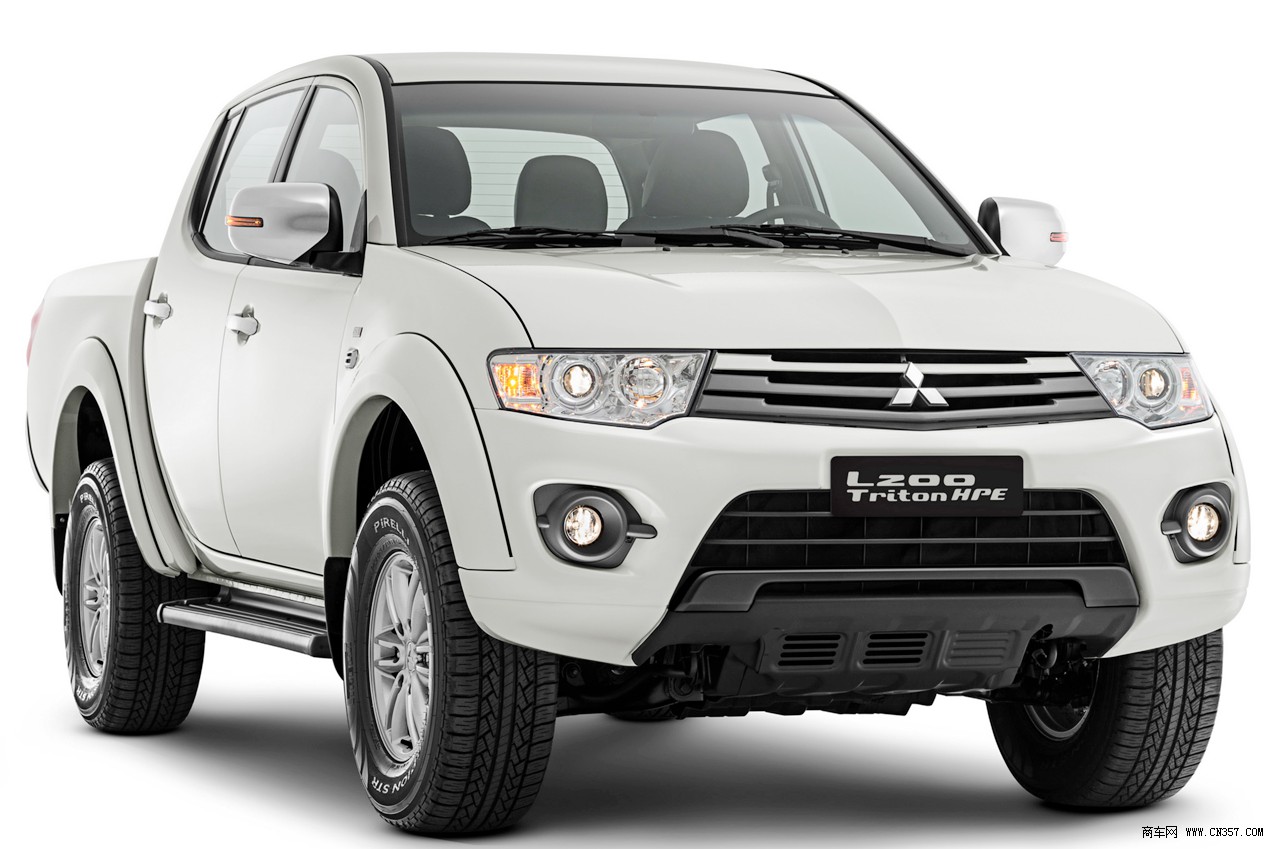 2014款三菱l200 triton hpe皮卡