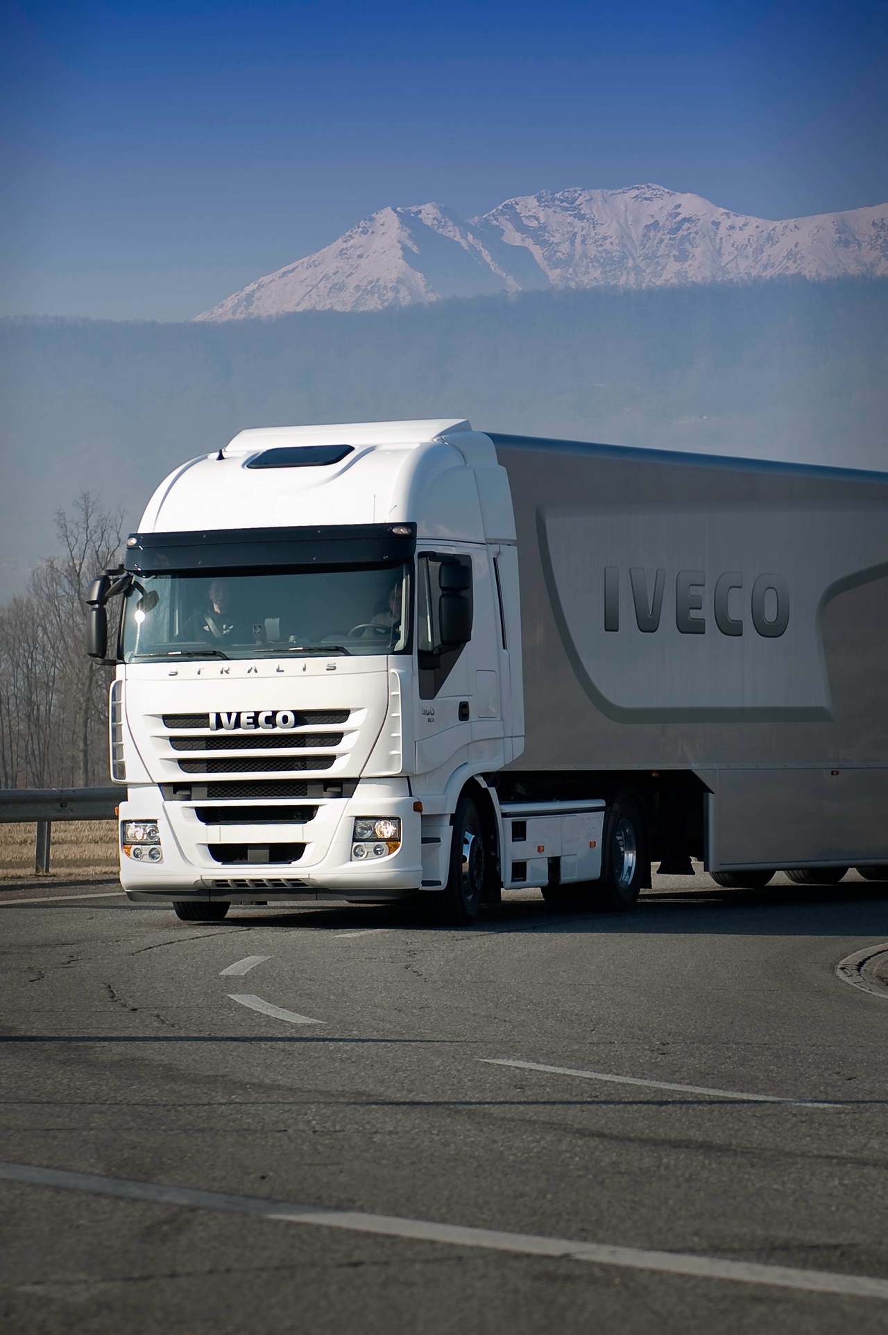 依维柯ecostralis卡车