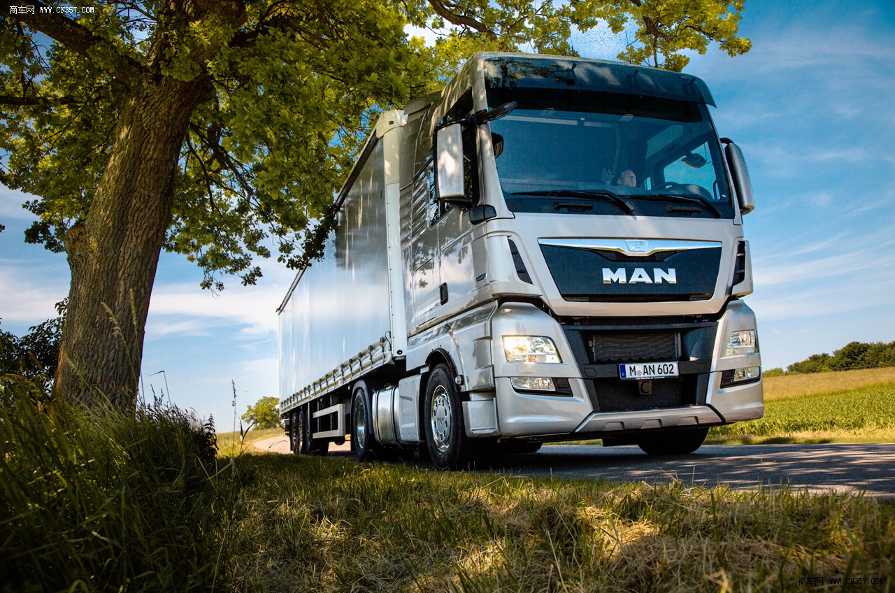官方图库 曼/man 曼车型图库 曼卡车图片 曼tgx图片 曼 tgx图片查看小