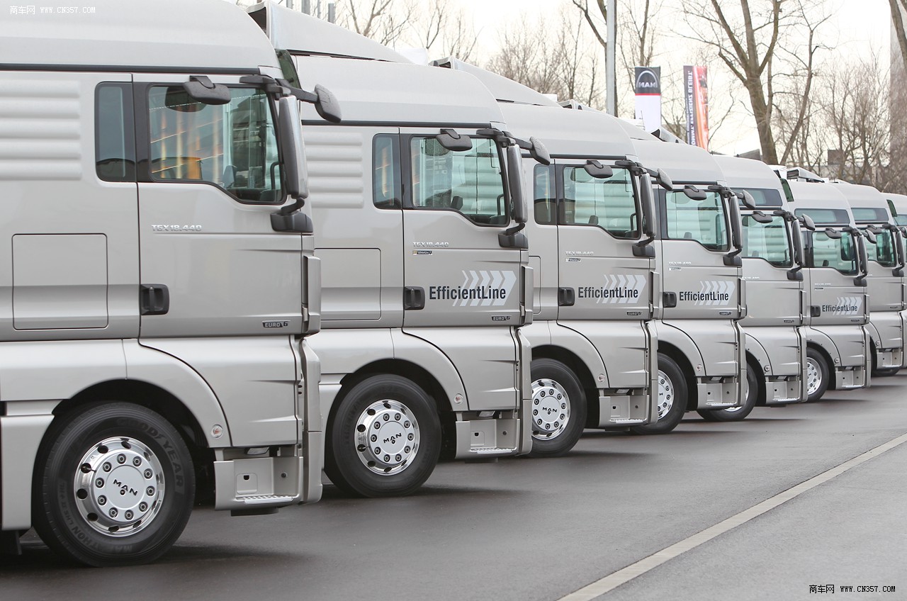 图库 官方图库 曼/man 曼车型图库 曼卡车图片 曼tgx图片 曼 tgx图片