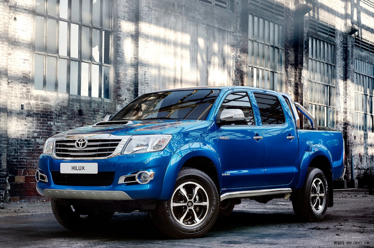 2014丰田 hilux invincible版皮卡