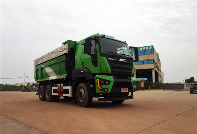 现场订车111辆江铃威龙自卸车南昌上市